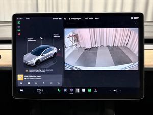 Tesla Model 3 bild 16