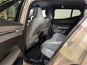 Volvo EX30 bild 8
