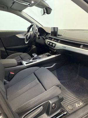Audi A4 bild 17