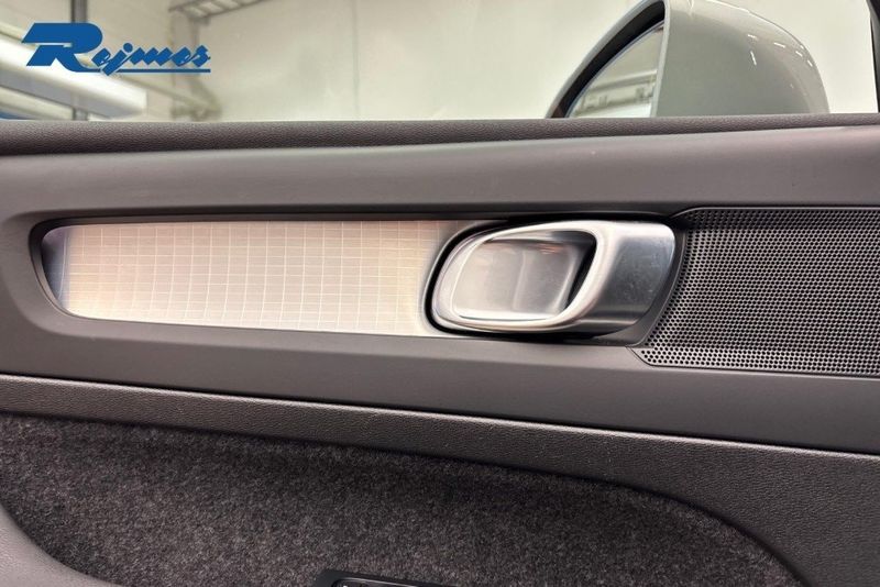 Volvo XC40 bild 23