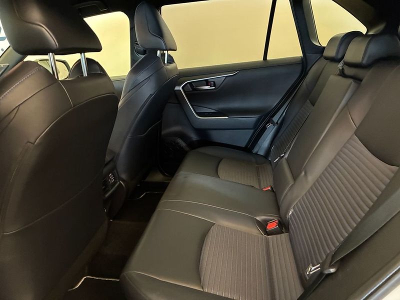 Toyota RAV4 bild 18