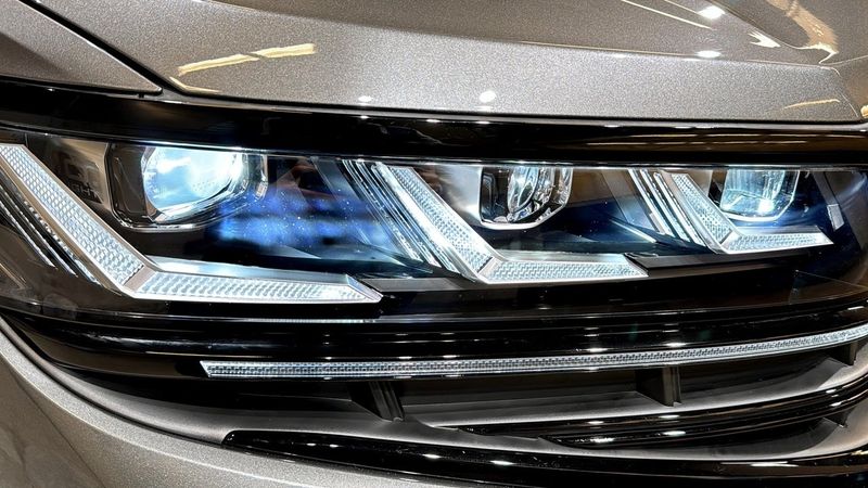 Volkswagen Touareg bild 18