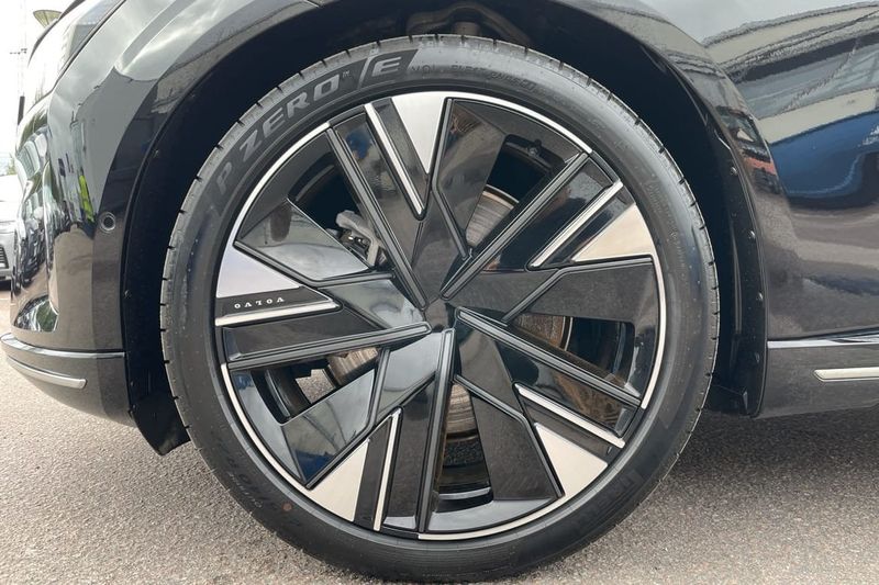 Volvo ES90 bild 18