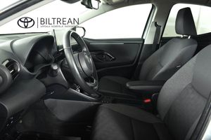 Toyota Yaris bild 6