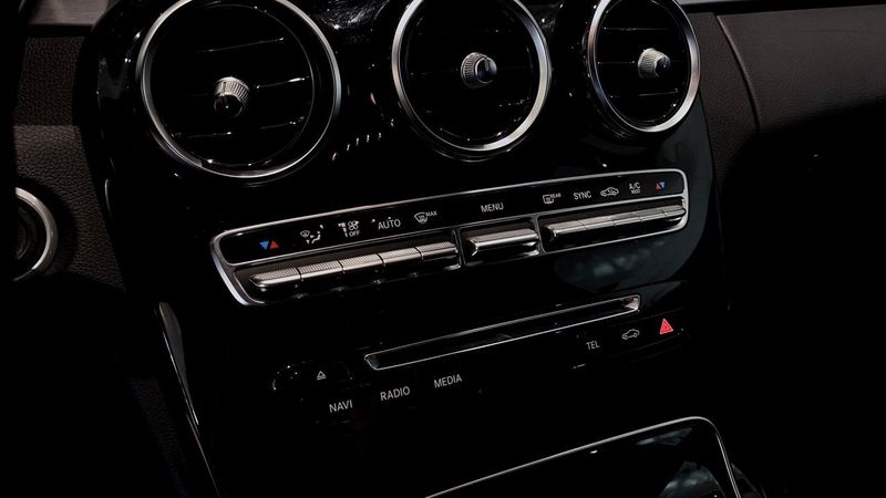 Mercedes C180 bild 15