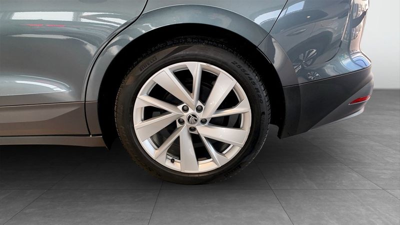 Skoda Enyaq bild 6