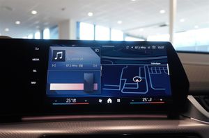 BMW iX2 bild 7