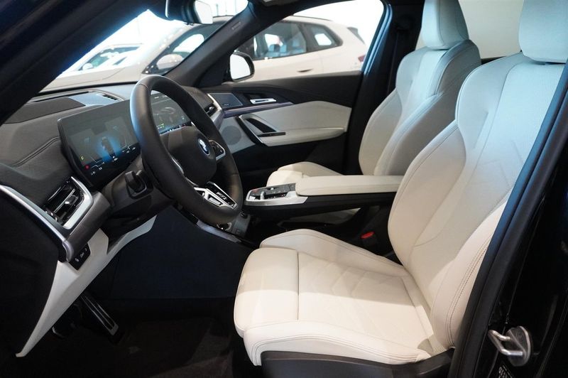 BMW iX2 bild 6