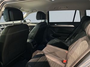 Volkswagen Passat bild 13