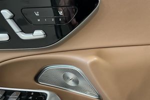 Mercedes E300 bild 13