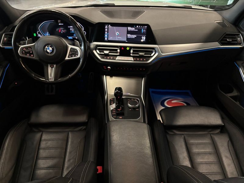 BMW 330 bild 22