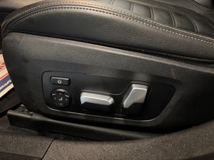 BMW 330 bild 6