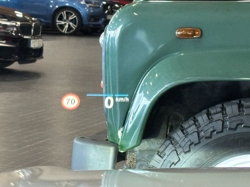 BMW 330 bild 11
