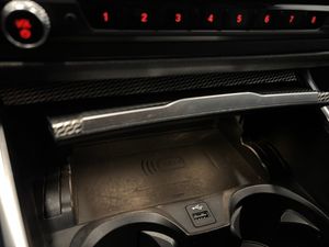 BMW 330 bild 13