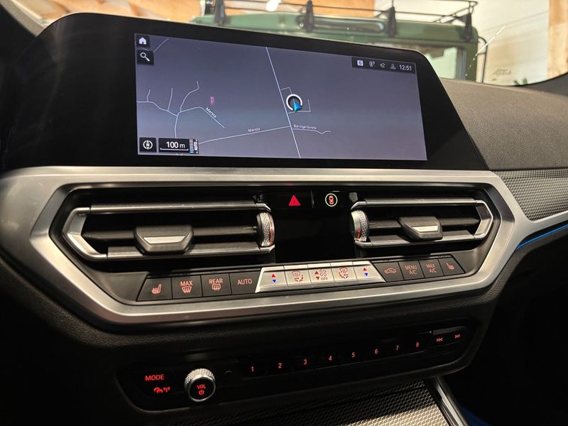 BMW 330 bild 14