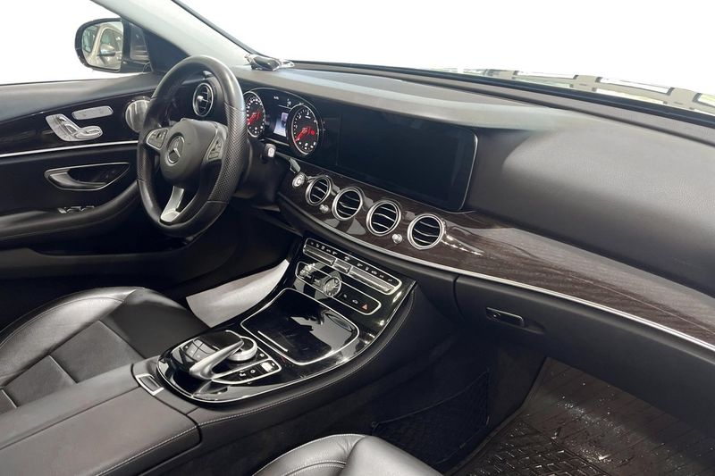 Mercedes E220 bild 10
