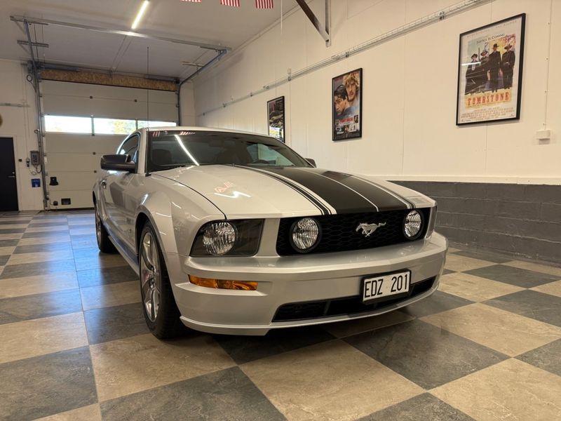 Ford Mustang bild 4