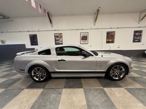 Ford Mustang bild 2