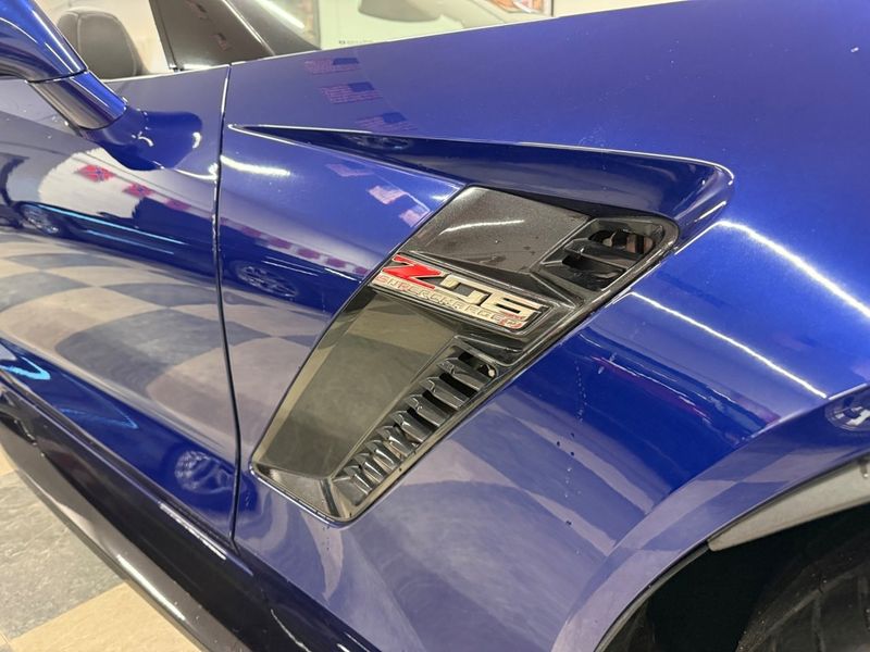 Chevrolet Corvette bild 19