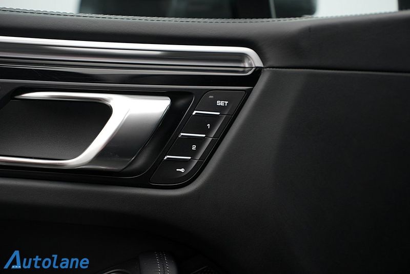 Porsche Macan bild 26
