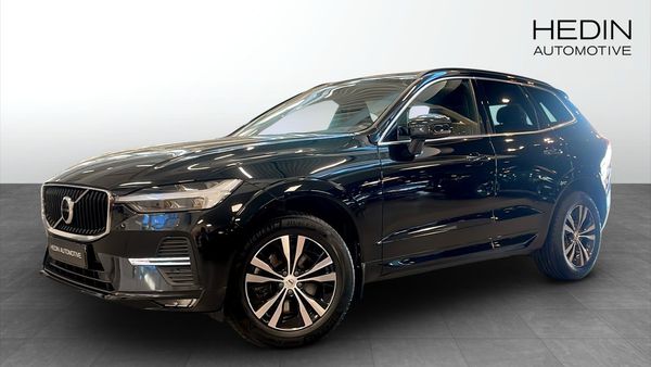 Volvo XC60 B4 AWD Momentum Drag Rattvärme Adaptiv Farthållare - 2022
