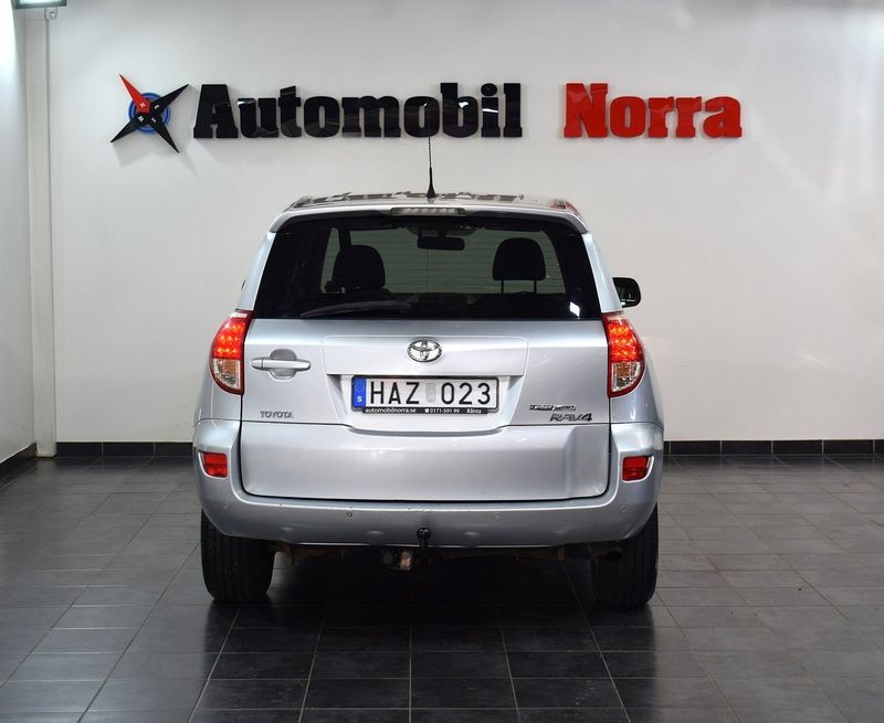 Toyota RAV4 bild 4