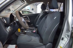 Toyota RAV4 bild 8