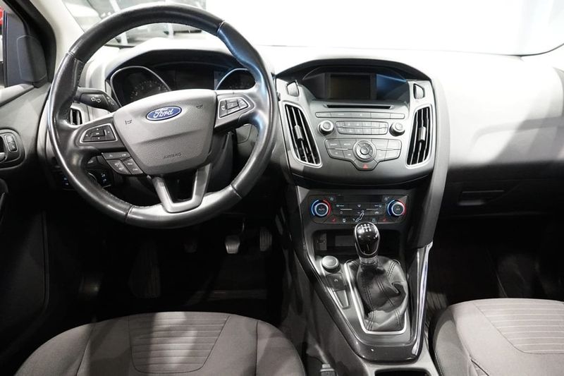 Ford Focus bild 6