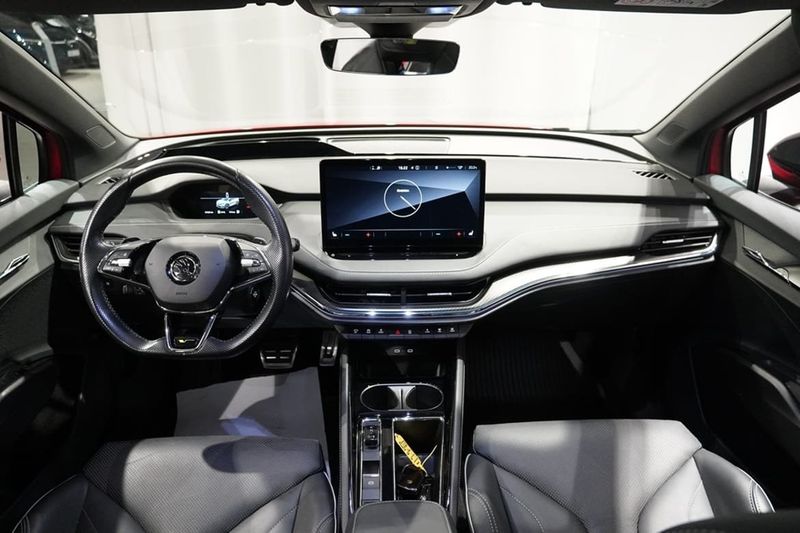 Skoda Enyaq bild 13