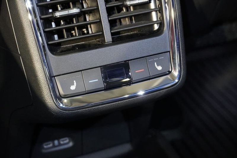 Skoda Enyaq bild 12