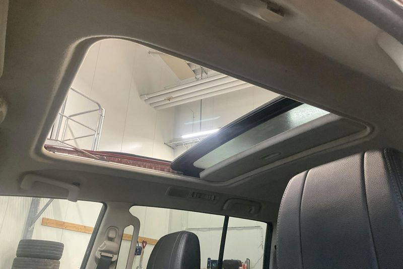 Mitsubishi Pajero bild 14