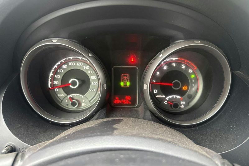 Mitsubishi Pajero bild 12