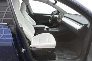 Tesla Model Y bild 7