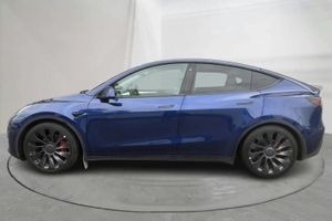 Tesla Model Y bild 2