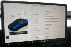 Tesla Model Y bild 11