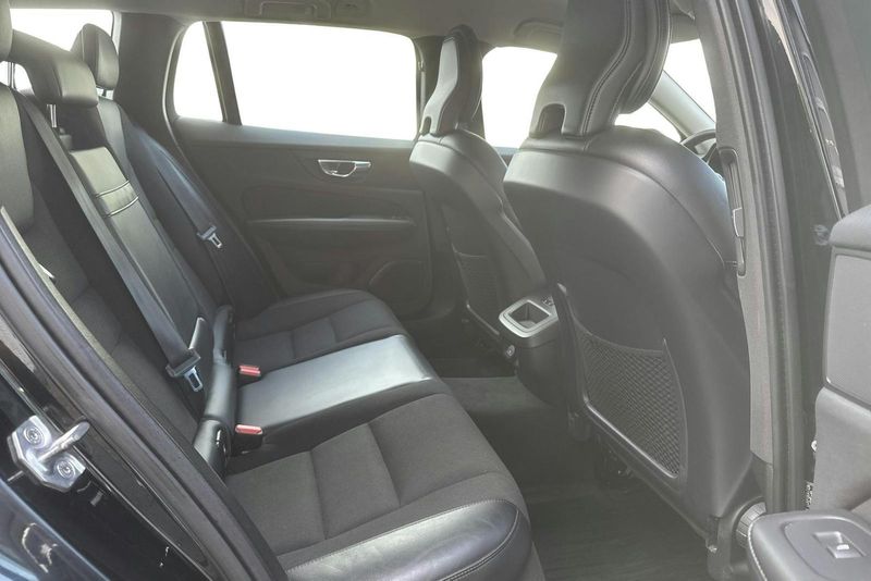 Volvo V60 bild 8
