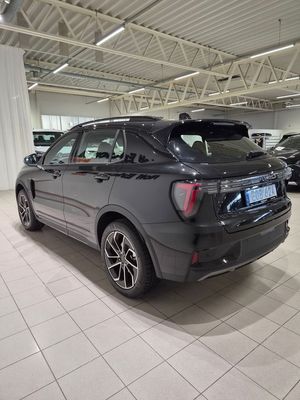 Lynk & Co 01 bild 4