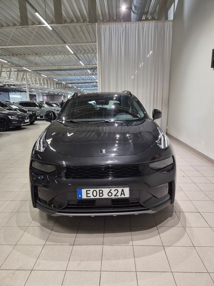 Lynk & Co 01 bild 5