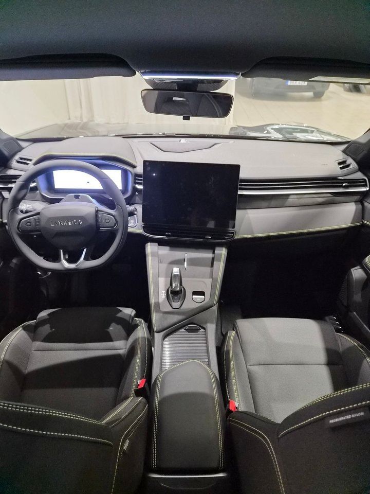 Lynk & Co 01 bild 7
