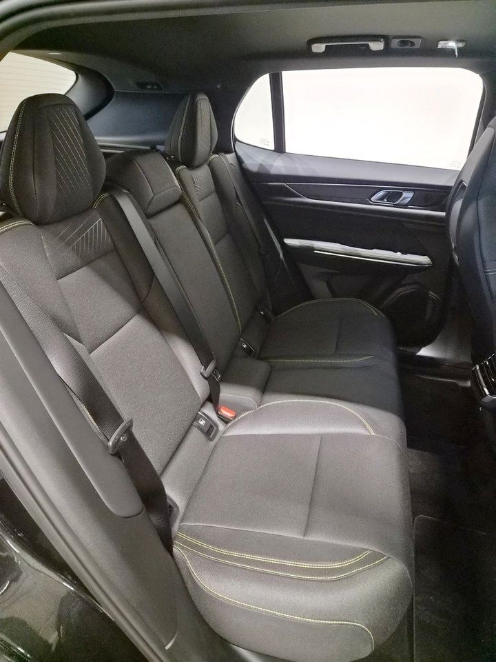 Lynk & Co 01 bild 9