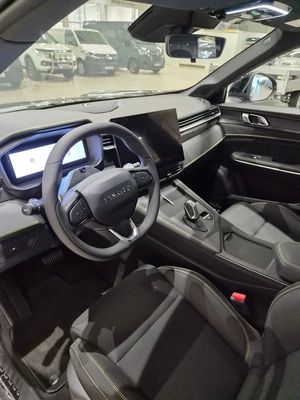 Lynk & Co 01 bild 6