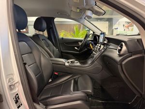 Mercedes GLC220 bild 21