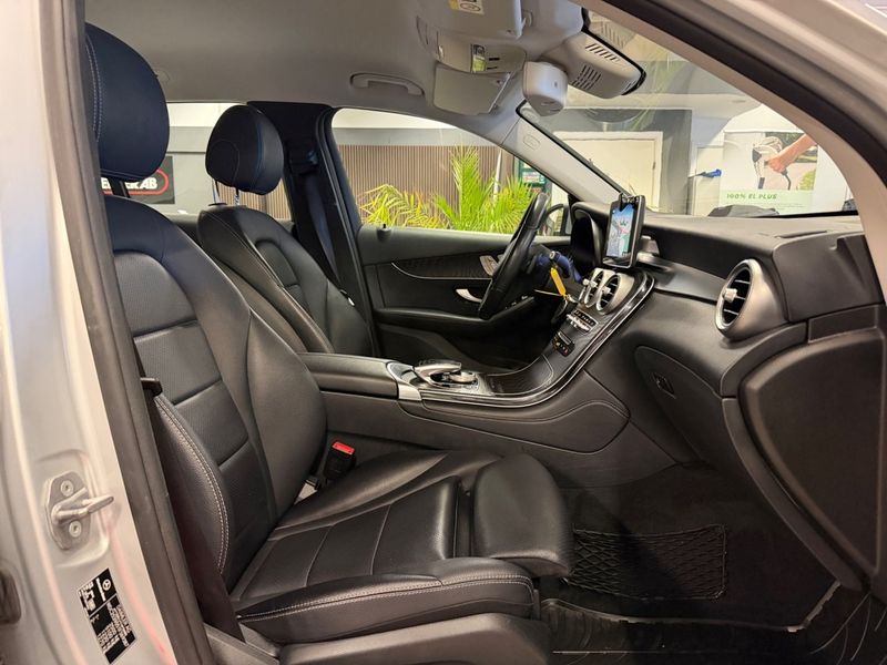 Mercedes GLC220 bild 21