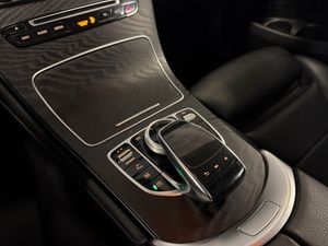 Mercedes GLC220 bild 16