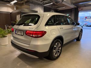Mercedes GLC220 bild 5