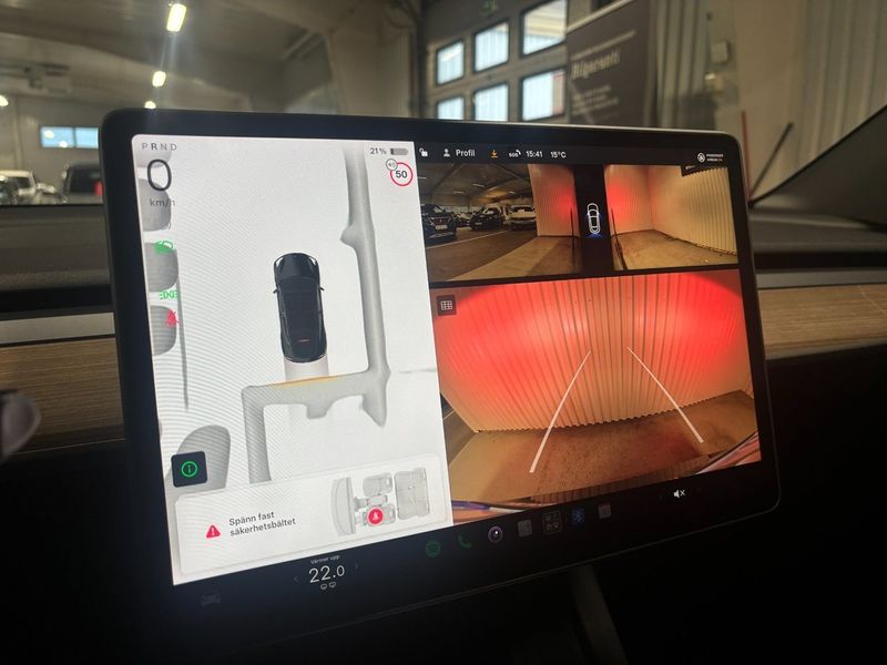 Tesla Model Y bild 15