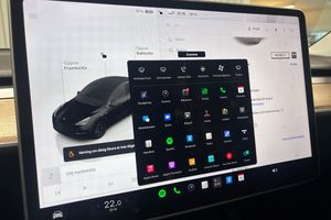 Tesla Model Y bild 23