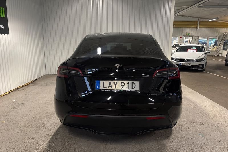 Tesla Model Y bild 4