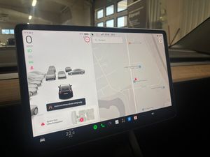 Tesla Model Y bild 16