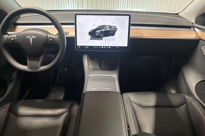 Tesla Model Y bild 9